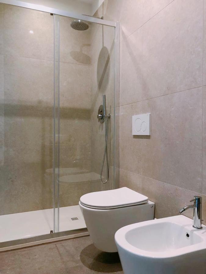 Foscolo 9 Room - Breakfast Como Luaran gambar