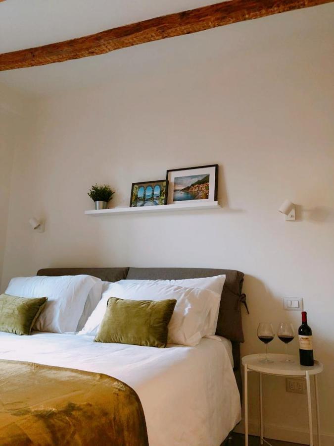 Foscolo 9 Room - Breakfast Como Luaran gambar