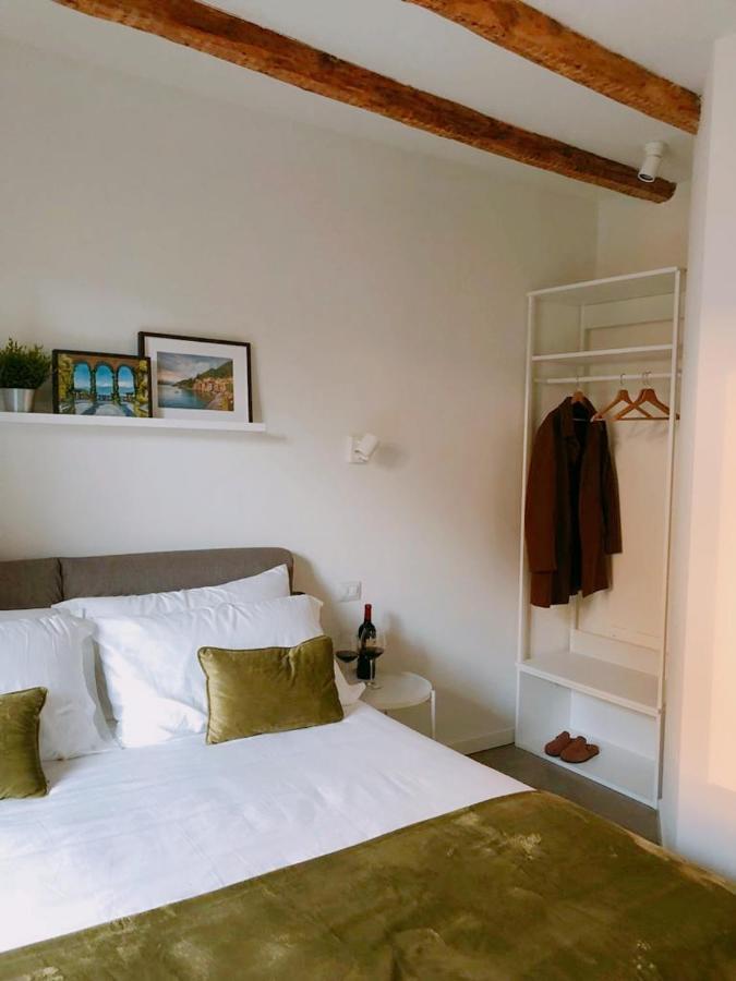 Foscolo 9 Room - Breakfast Como Luaran gambar